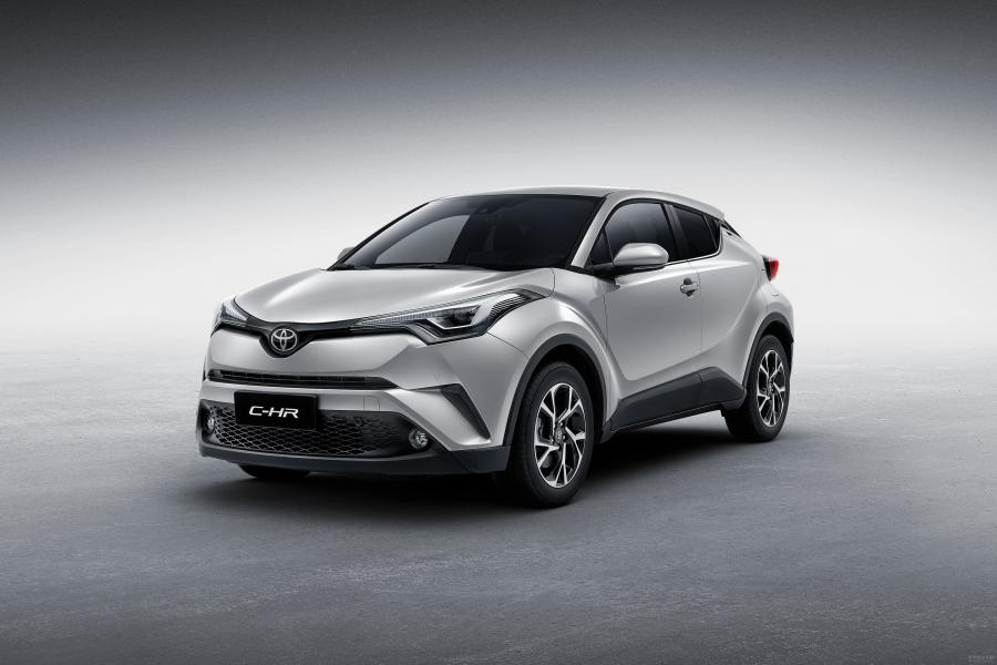  Toyota C-HR 2018 года  (CN) (фото 4 из 6)